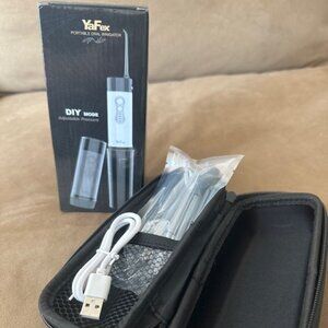 Yafex Cordless Water Flosser, YaFex Portable Water Teeth Cleaner Pick with Case